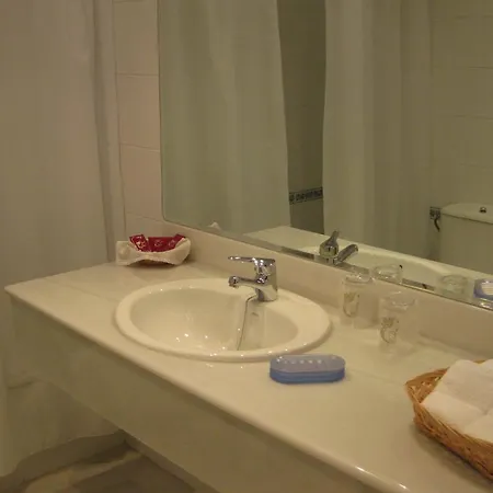 Maritimo Suites-solo Adultos * O Grove