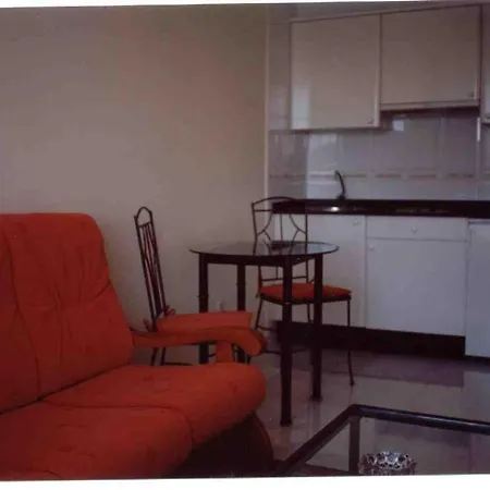 アパート Maritimo Suites-solo Adultos