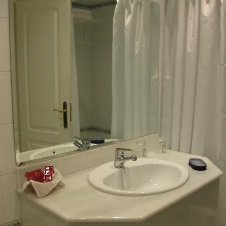 Maritimo Suites-solo Adultos