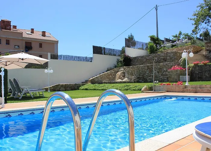 Maritimo Suites-solo Adultos 格罗韦