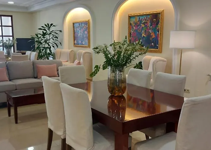 公寓 Maritimo Suites-solo Adultos