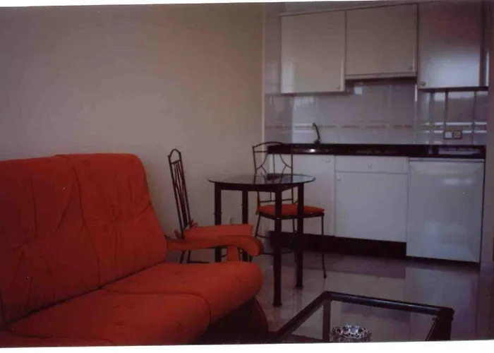 公寓 Maritimo Suites-solo Adultos